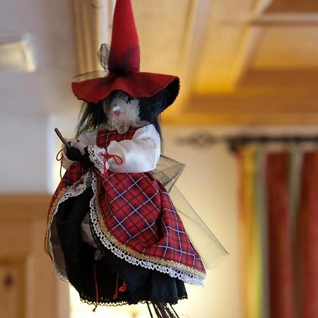 Hotel Garni Laura アラッバ エクステリア 写真